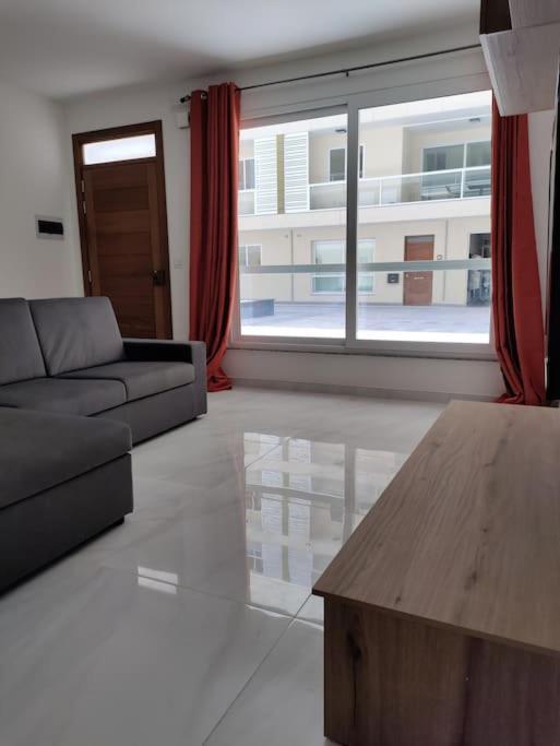 Modern Maisonette In Qawra Διαμέρισμα Σεντ Πόλς Μπέι Εξωτερικό φωτογραφία